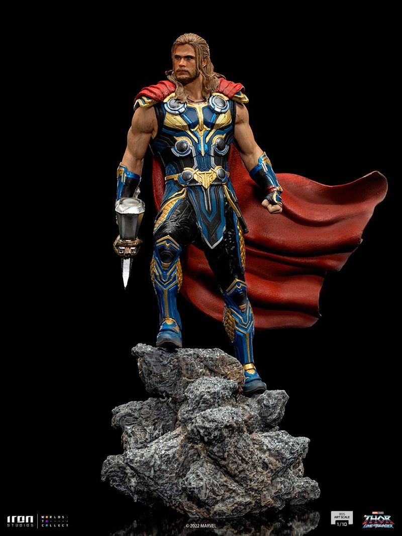 Estátua Thor Com Machado Resina Realista 18cm Altura Marvel