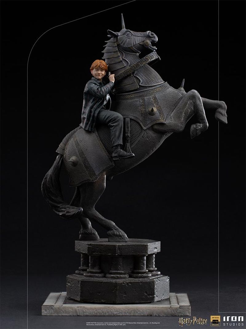 Estátua Ron Weasley at the Wizard Chess Deluxe - Harry Potter