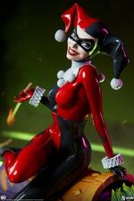 PRÉ VENDA: Estátua Arlequina (Harley Quinn) DC Designer Series